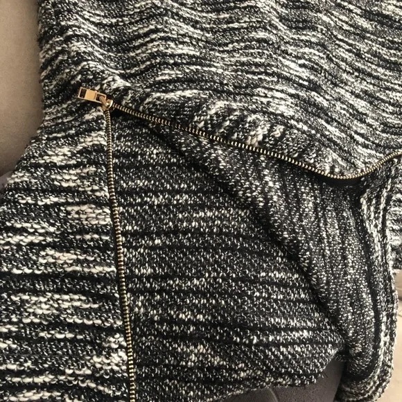 Ann Taylor Black & White Heathered Sweater with Silver Strands - Picture 4 of 4